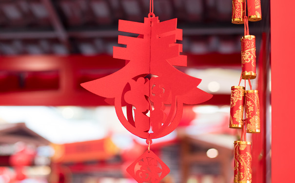 高管舆情：舆论如何看待刘强东给村民送年货