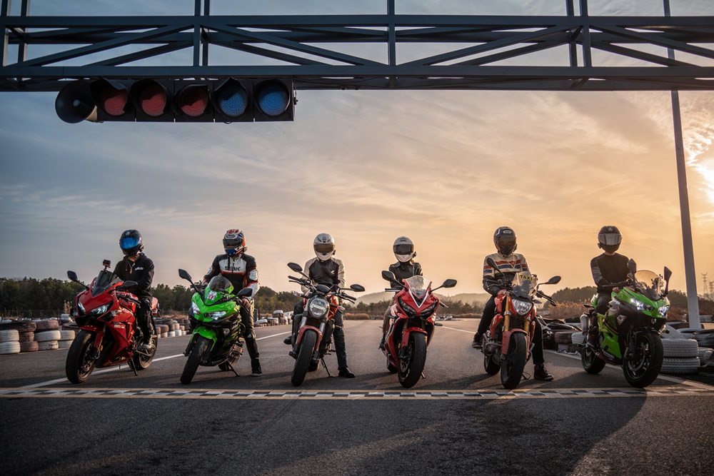 【识微精选】国产技术破局：张雪机车 WSBK 夺冠品牌传播与商业决策深度复盘