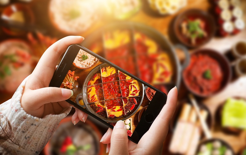 餐饮舆情：舆论如何看待巴奴创始人就发言带爹味致歉