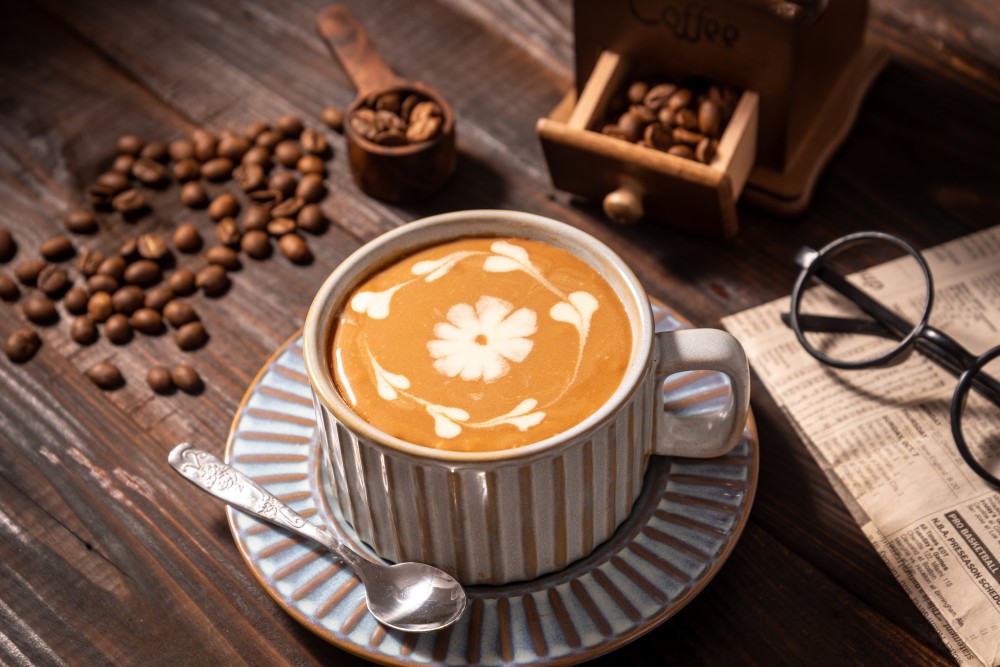 餐饮舆情：舆论如何看待一点点资助男童引争议事件