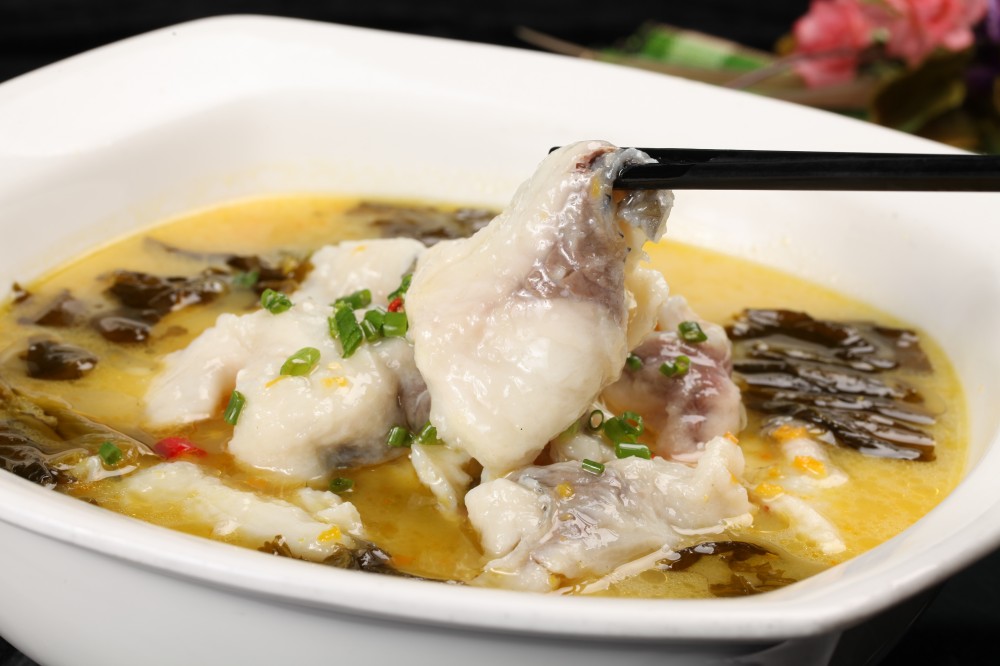 餐饮舆情：舆论如何看待太二酸菜鱼被疑预制争议