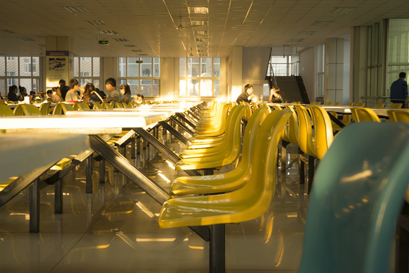 学校食堂应如何应对舆情？