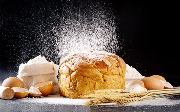 网红面包疑似致毒：看快消类食品企业公关危机如何应对？